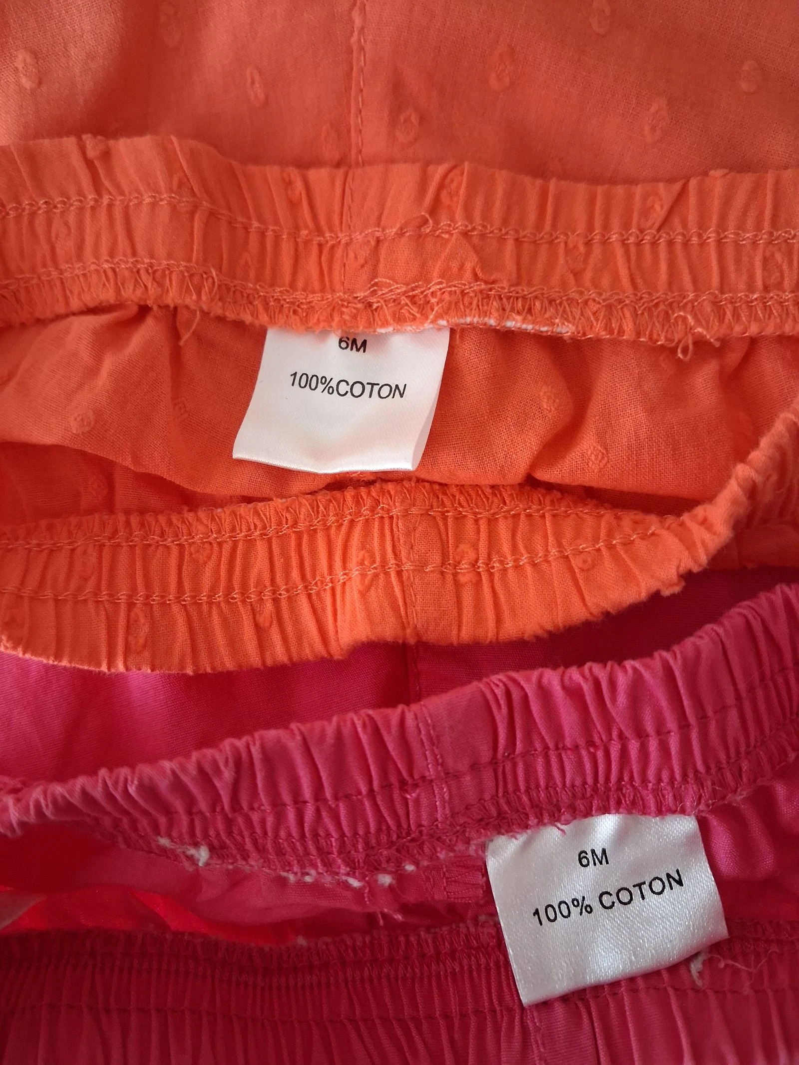 Lote de un pantalón corto y un short de 6 meses – photo 5